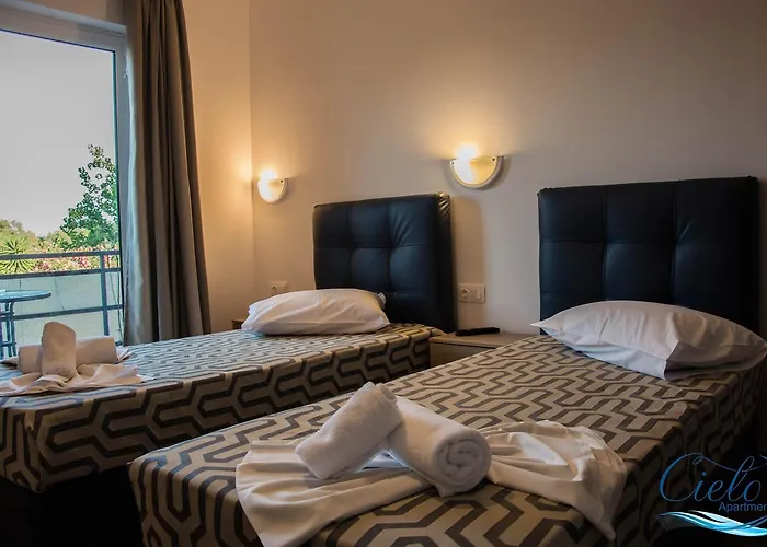 Cielo Apartments